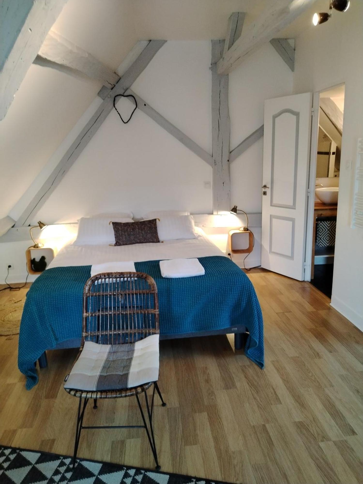 Appartement Henri II เลอม็องส์ ภายนอก รูปภาพ