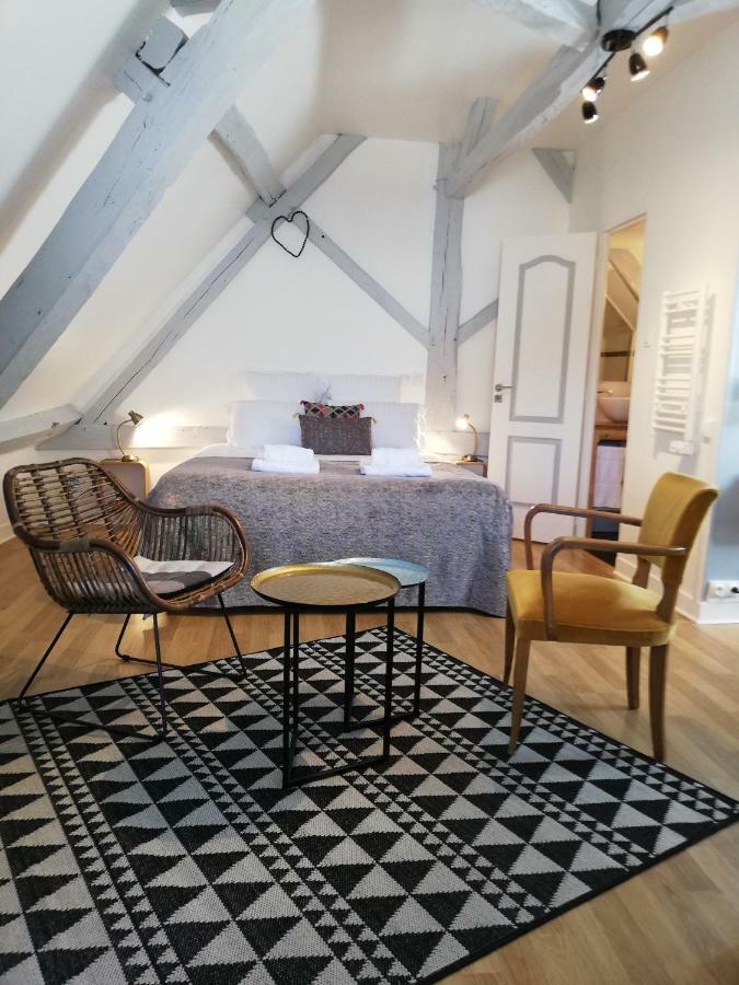 Appartement Henri II เลอม็องส์ ภายนอก รูปภาพ